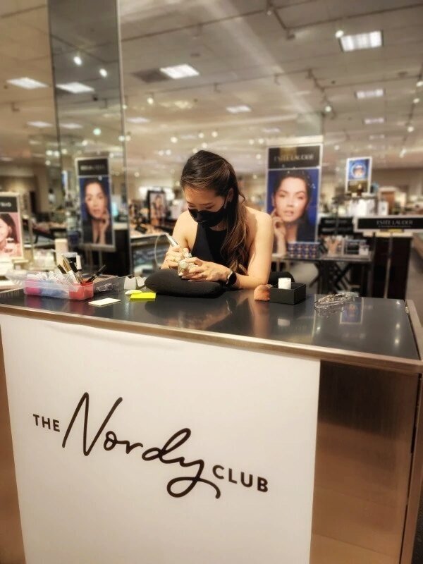 Susana Lai | Calligraphy by Susana | Meet the Calligrapher