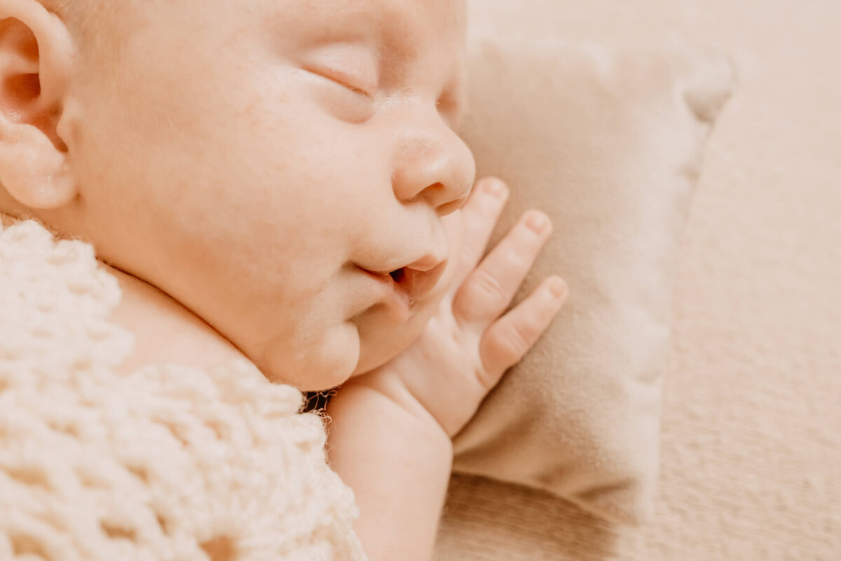 townsville_newborn_photography-54