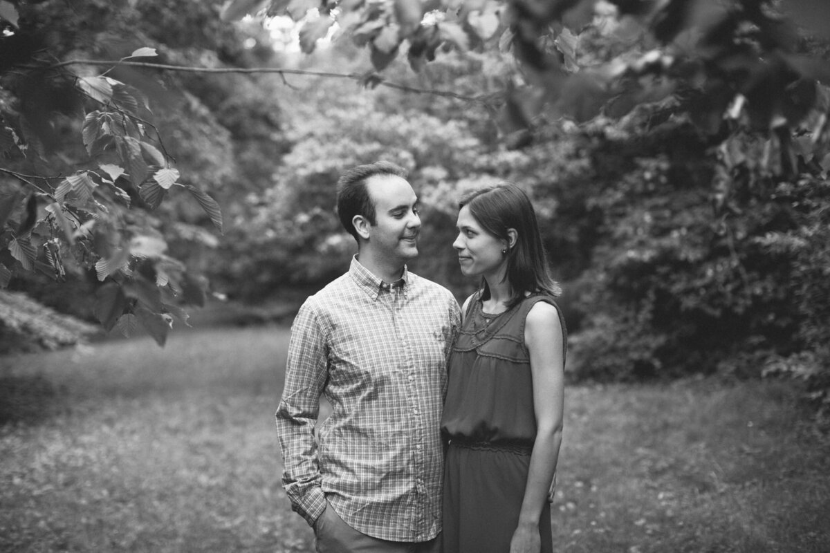 candid-boston-engagement-photographer-zev-fisher084