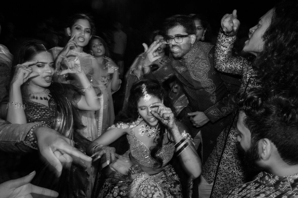AFTERPARTY PHOTOS | SLOW SHUTTER PHOTOS | BALI WEDDING | INDONESIA | DESTINATION WEDDING | PORTFOLIO | TEAM OMBRE