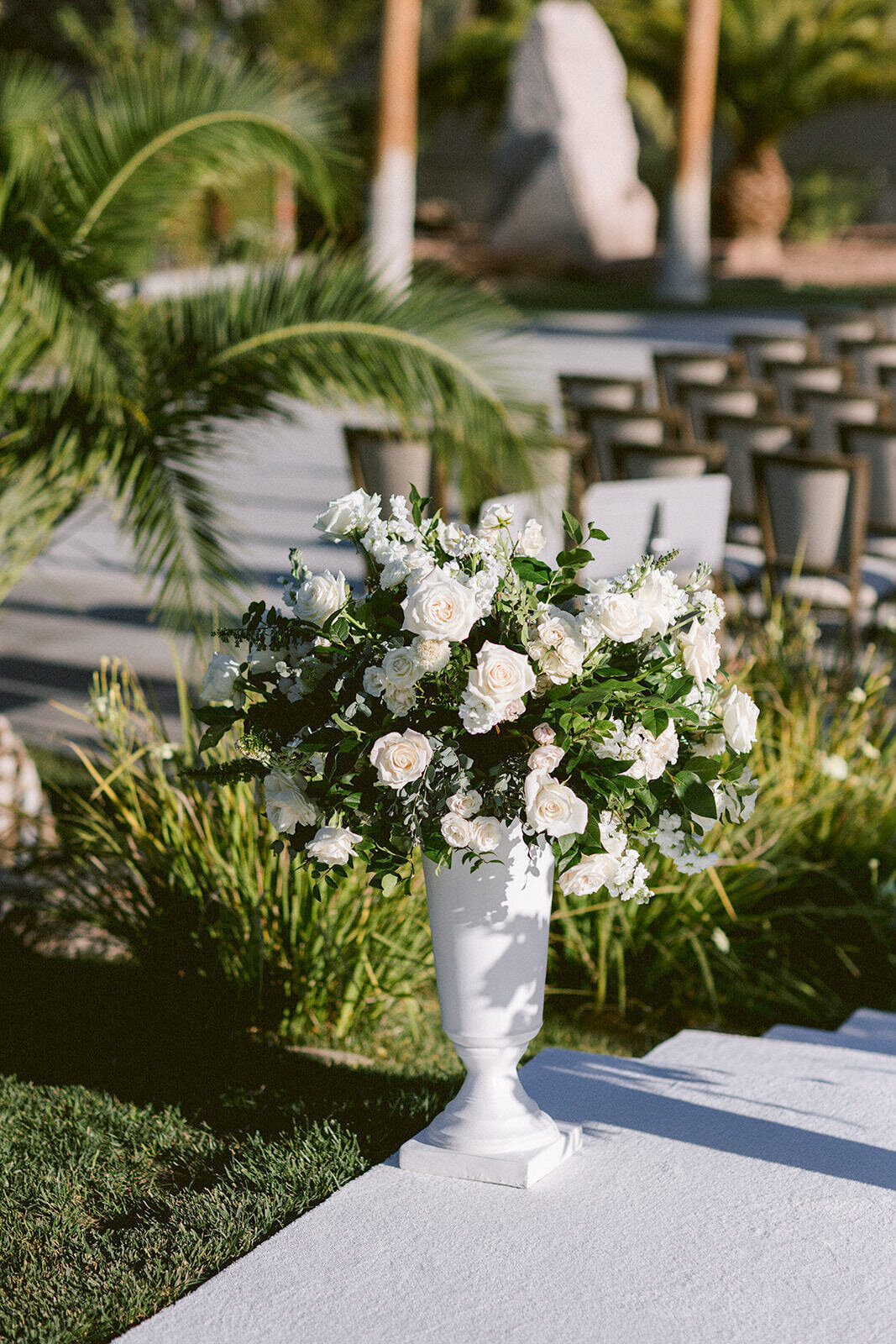 Soft and Romantic Wedding at Lotus House in Las Vegas - 31