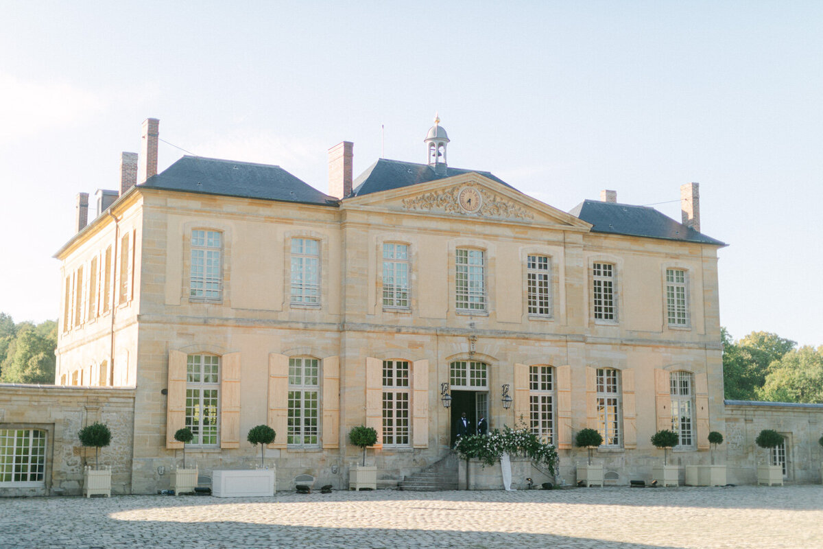 Paris Wedding Photographer  Château de Villette Wedding (277 sur 458)