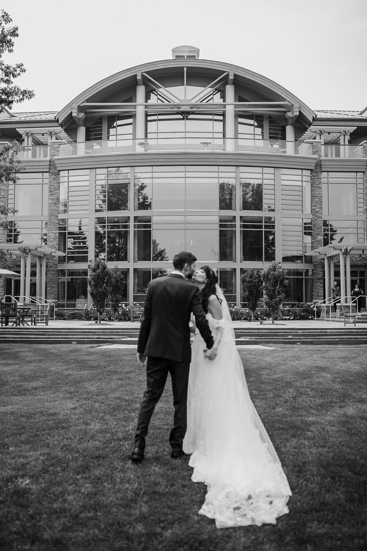 Threw-Wedding-179