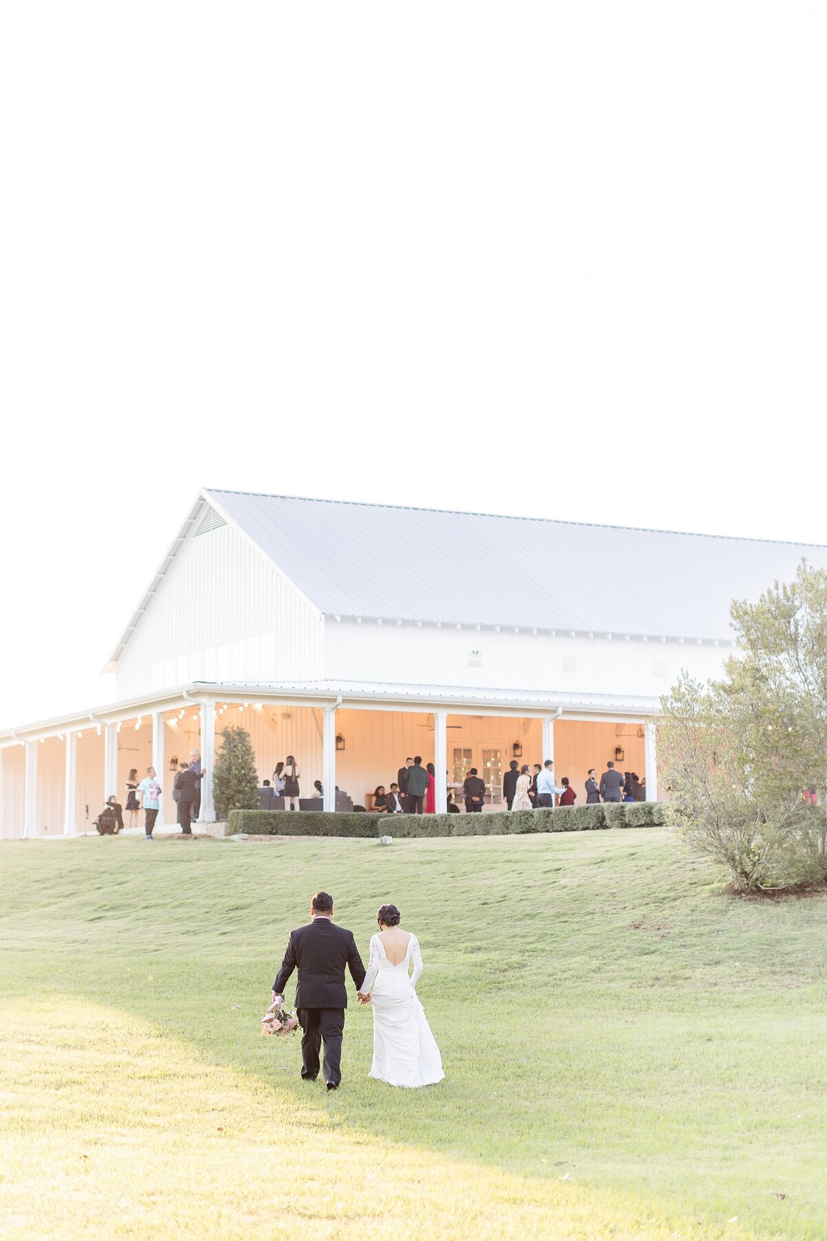 houston wedding photographer_brandon & lindsay lutz photography_the farmhouse montgomery texas_0053