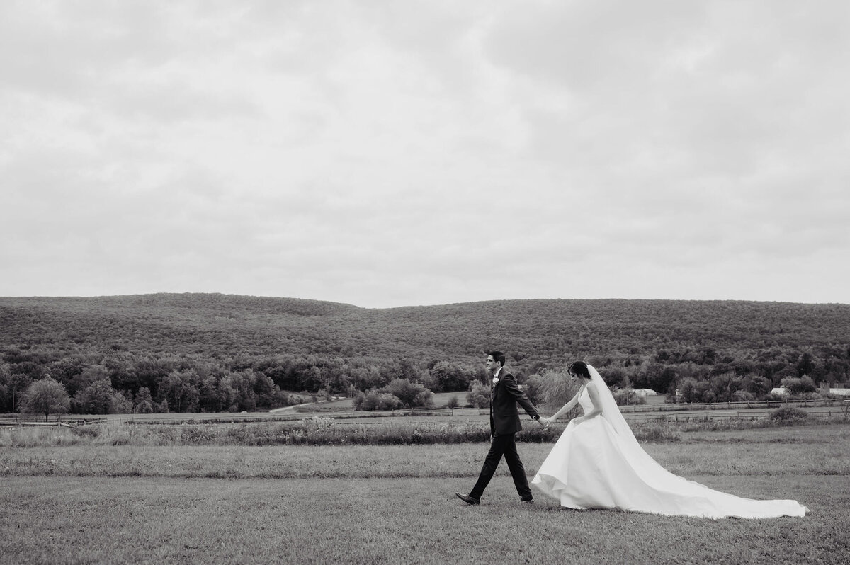 RLP_BarnWedding_Gomez-344