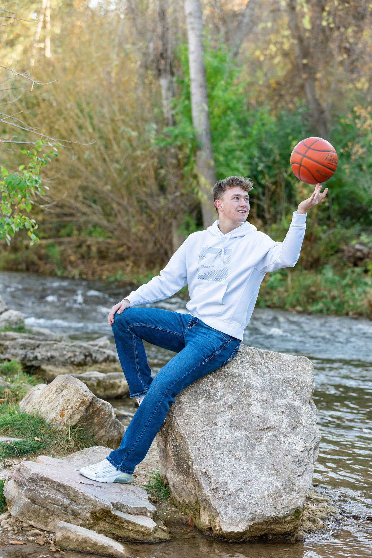 seniorportrait-jackson-fall-spearfish-25