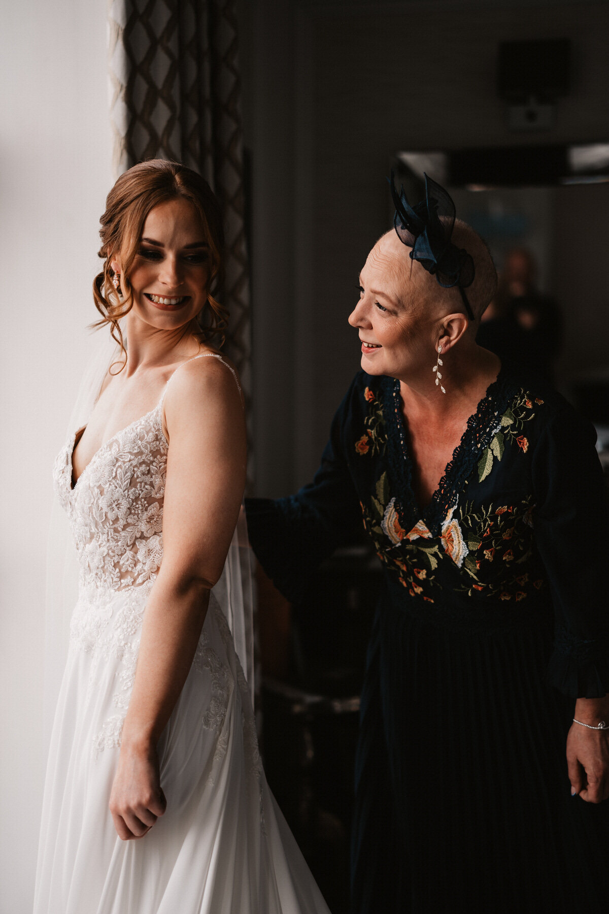 Wedding Photography in Lake Windermere_L+P-327-1