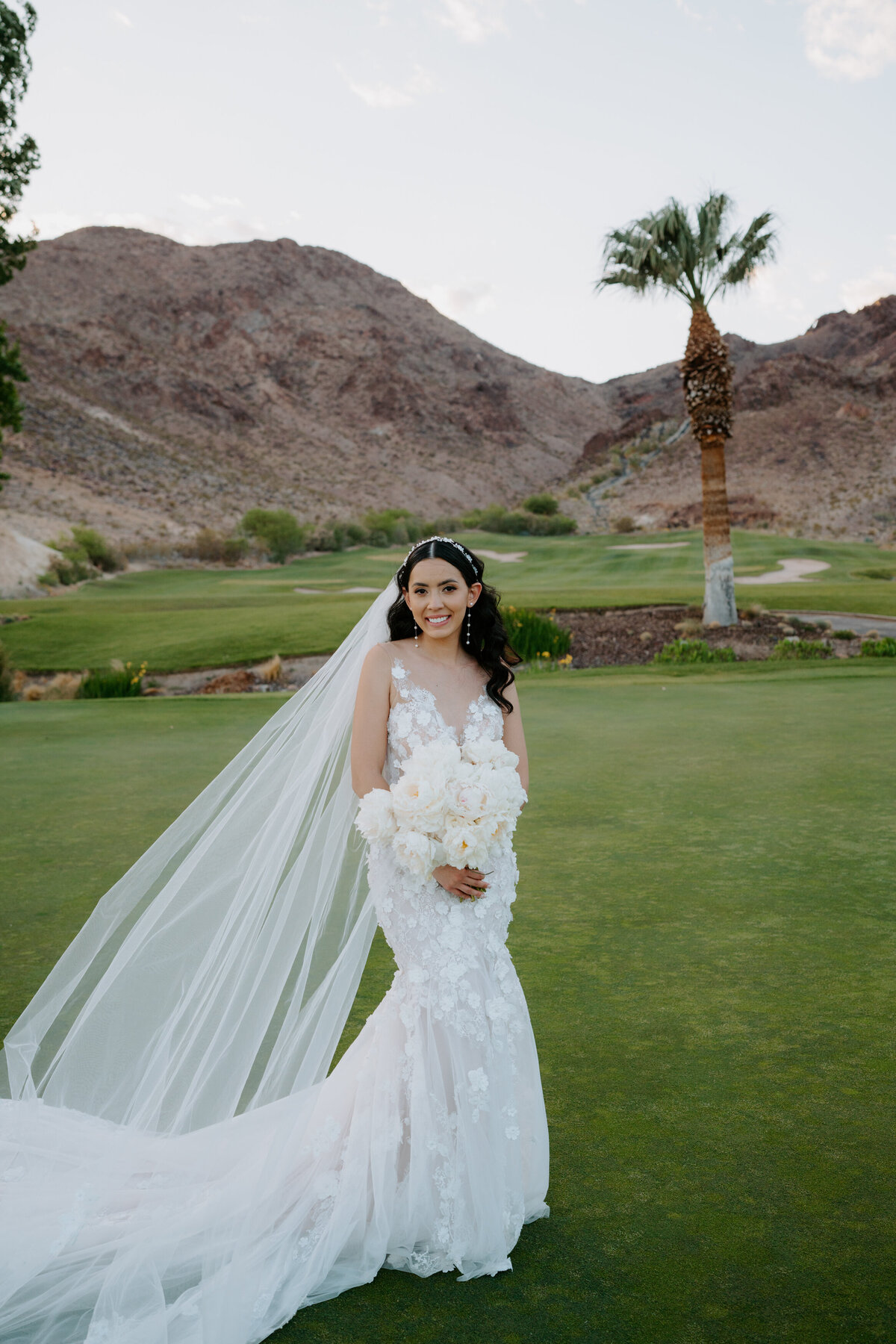 of-the-desert-flor-las-vegas-wedding-florist-lake-cascata-golf-club-0018