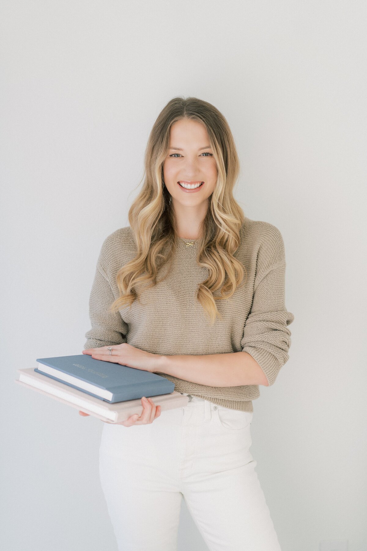 Get To Know Me Amanda Carter