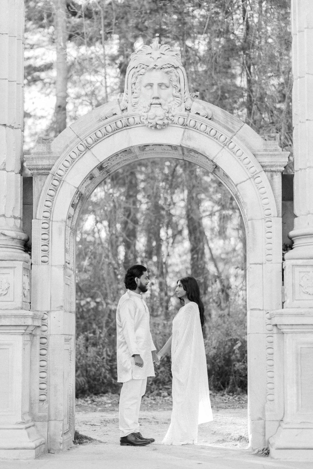 E4-Toronto-Engagement-Photoshoot-Judi-and-Raj-2024-11-03-2500px-1141