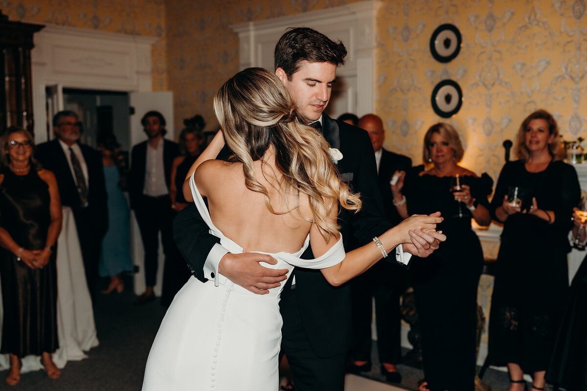 Morehead Inn Summer Wedding - 9