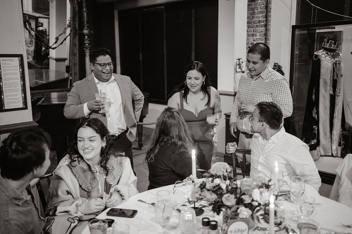 LaurenSchoepferPhotography_Ricardo+AnhThu_Reception-220