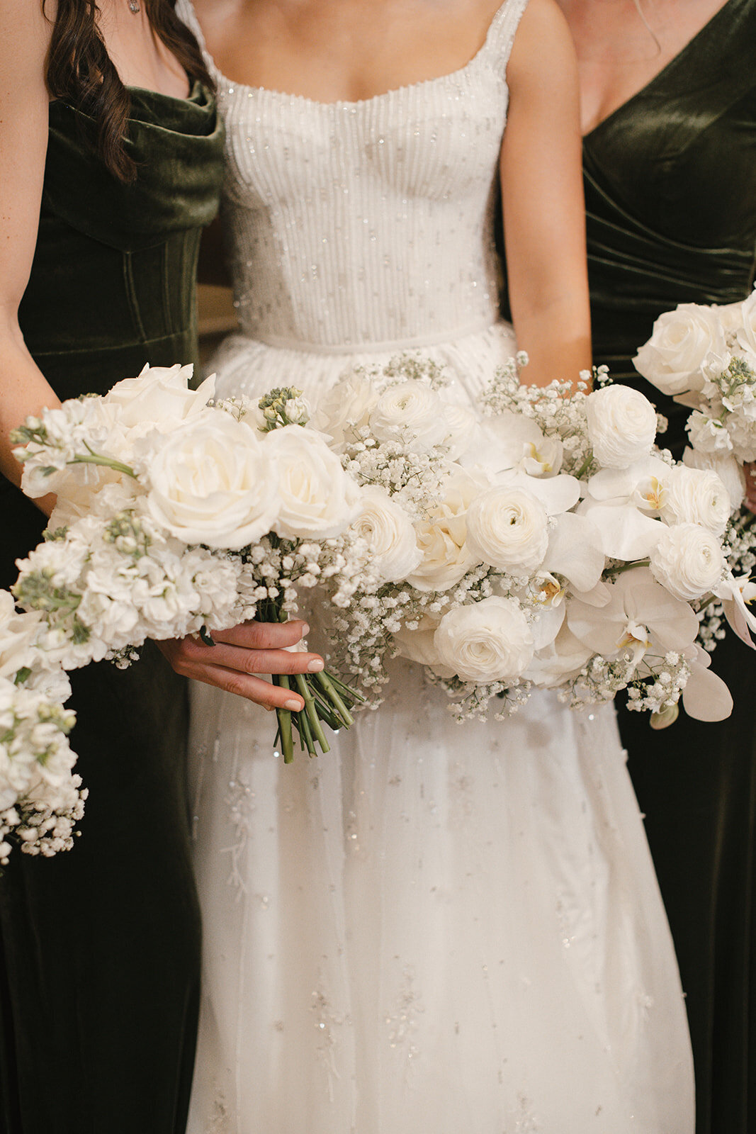 Grand-White-Wedding-Fairmont-Hotel-Flora-Nova-Design-Seattle-00002