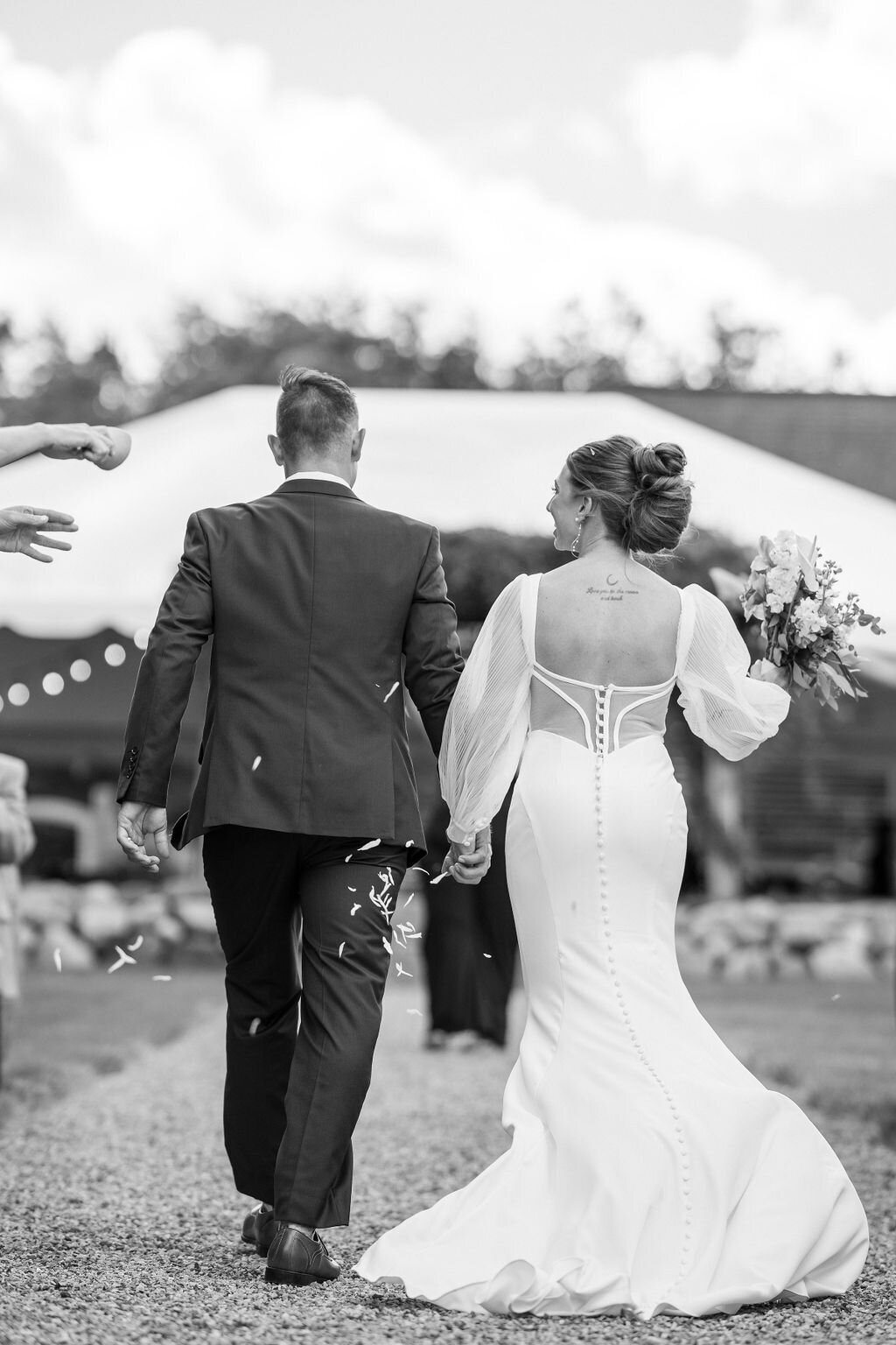 Michigan-Vineyard-Wedding (12)