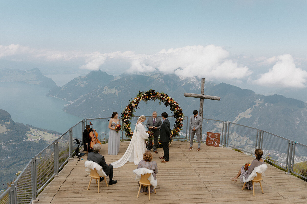 00001documentary-zurich-civil-wedding-lisa-lark