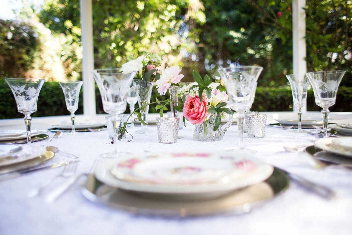 Hire afternoon teas from Belle & Bleu Berkshire UK