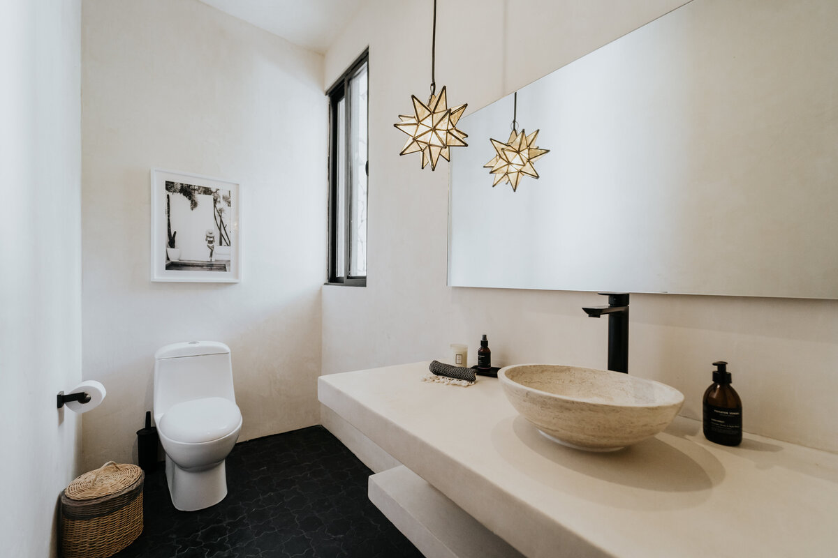 luxury-sink-bathroom