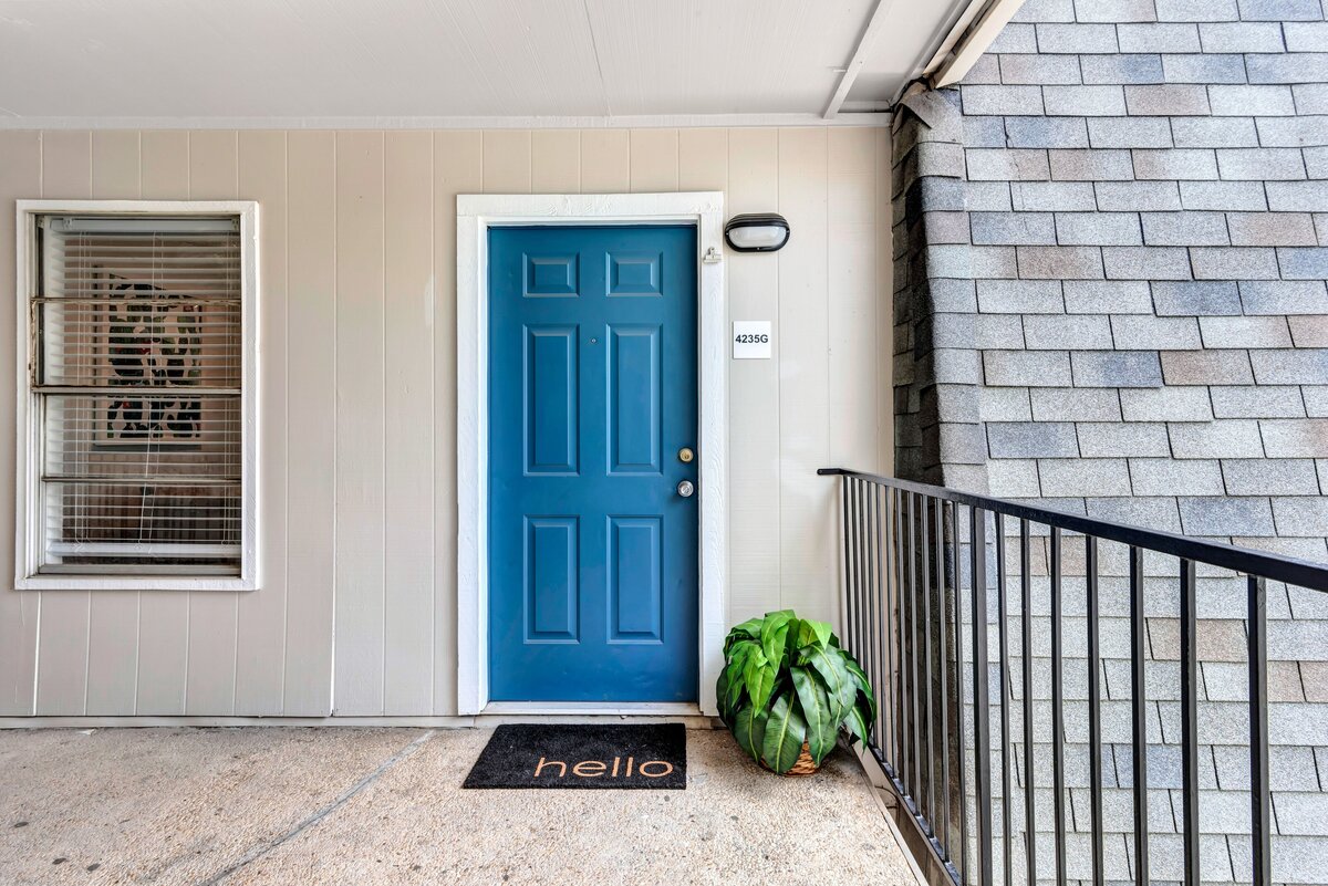 4 Unit Exterior