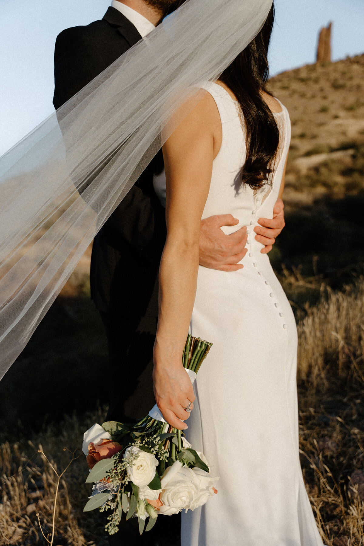 Arizona-Superstition-Mountains-Elopement