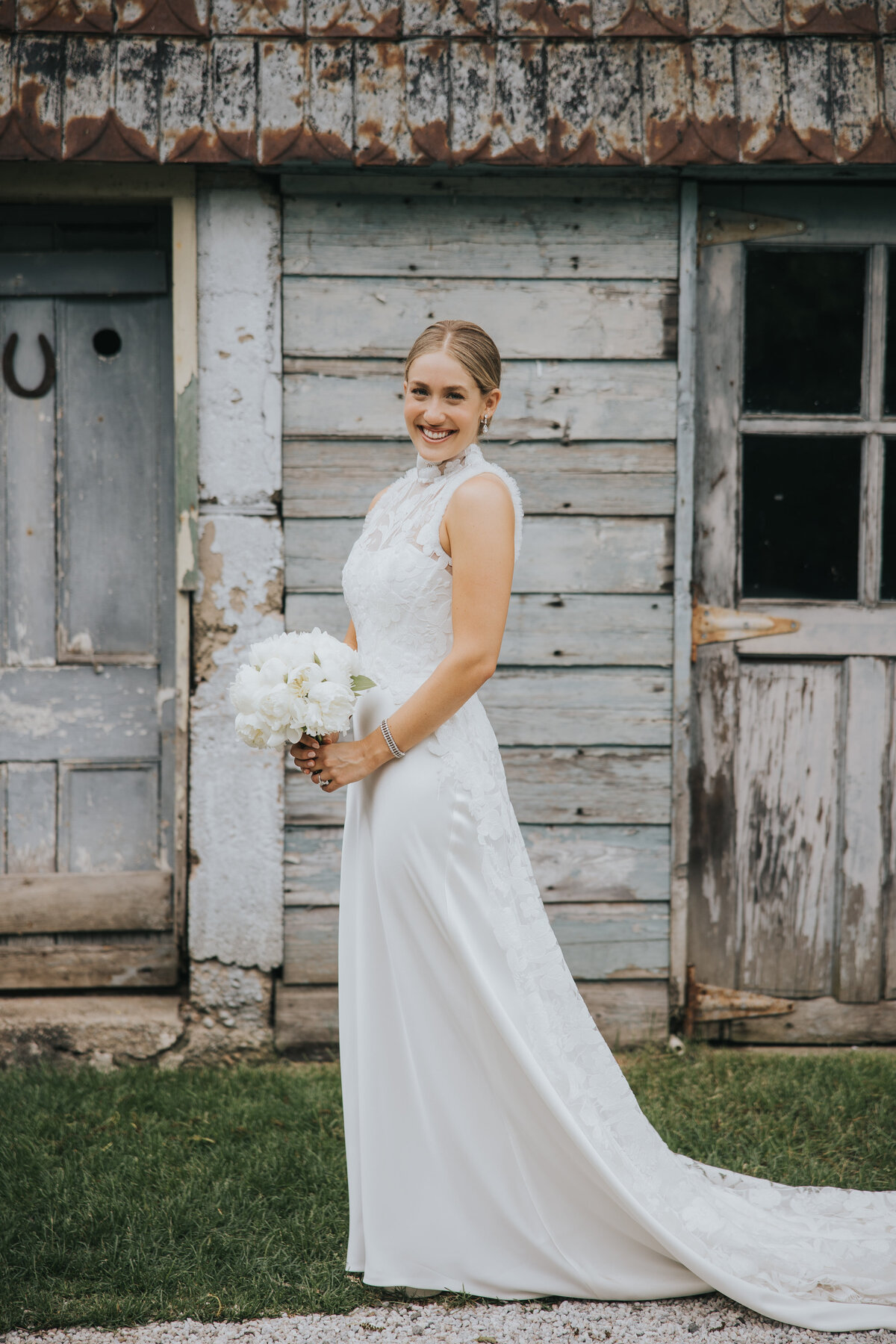 lizzie zack valley rock inn wedding love is rad-6010114