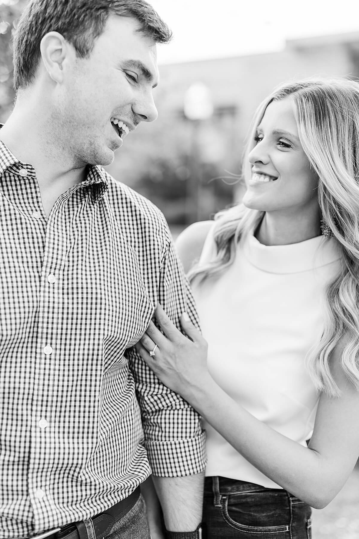 Engagement Session at Texas A&M by Houston Wedding Photographer Alicia Yarrish Photography_0016