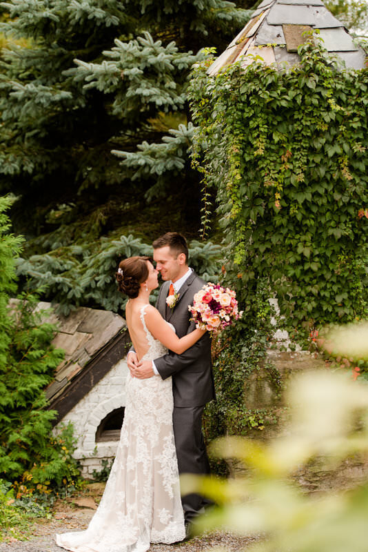 Hyeholde restaurant magical wedding photos