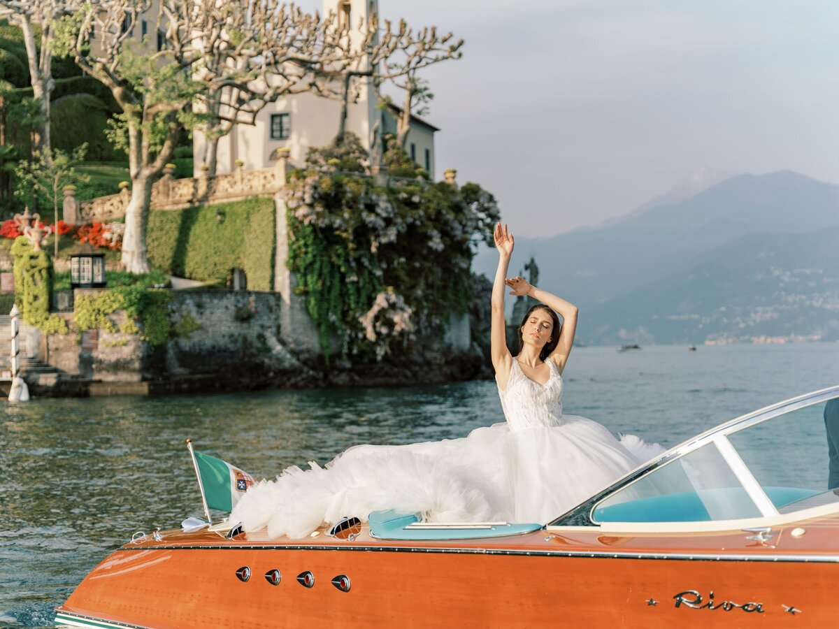 lake-como-italy-villa-sola-cabiati-wedding-photographer-307