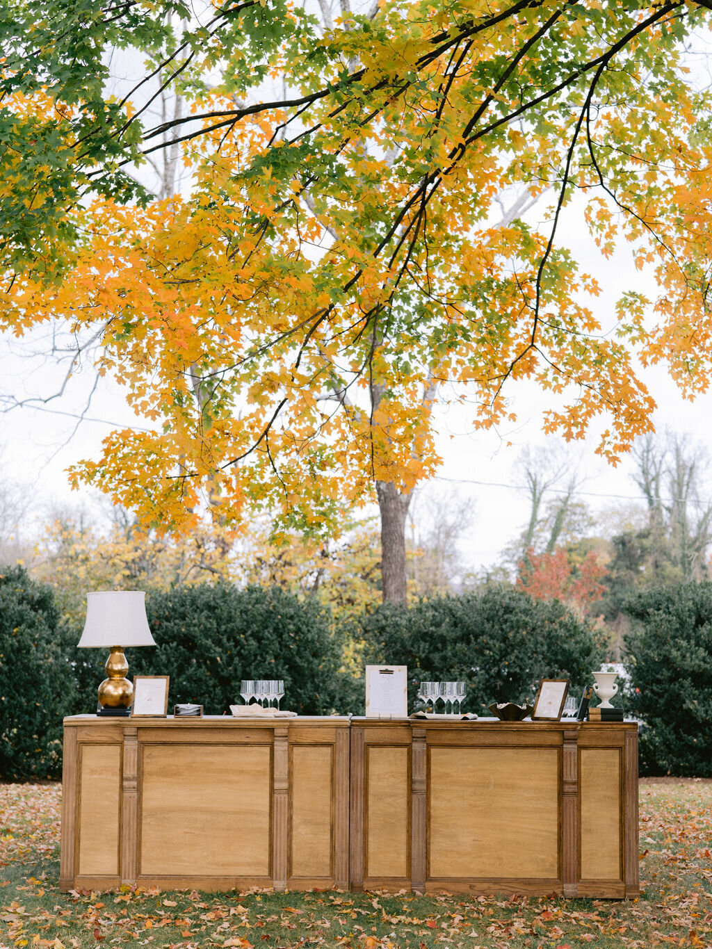 NikkiSanterre_EastCoastLuxuryWeddingPhotographer_CaitieHanrahan_KeswickHallWedding_Jac&Zach-173