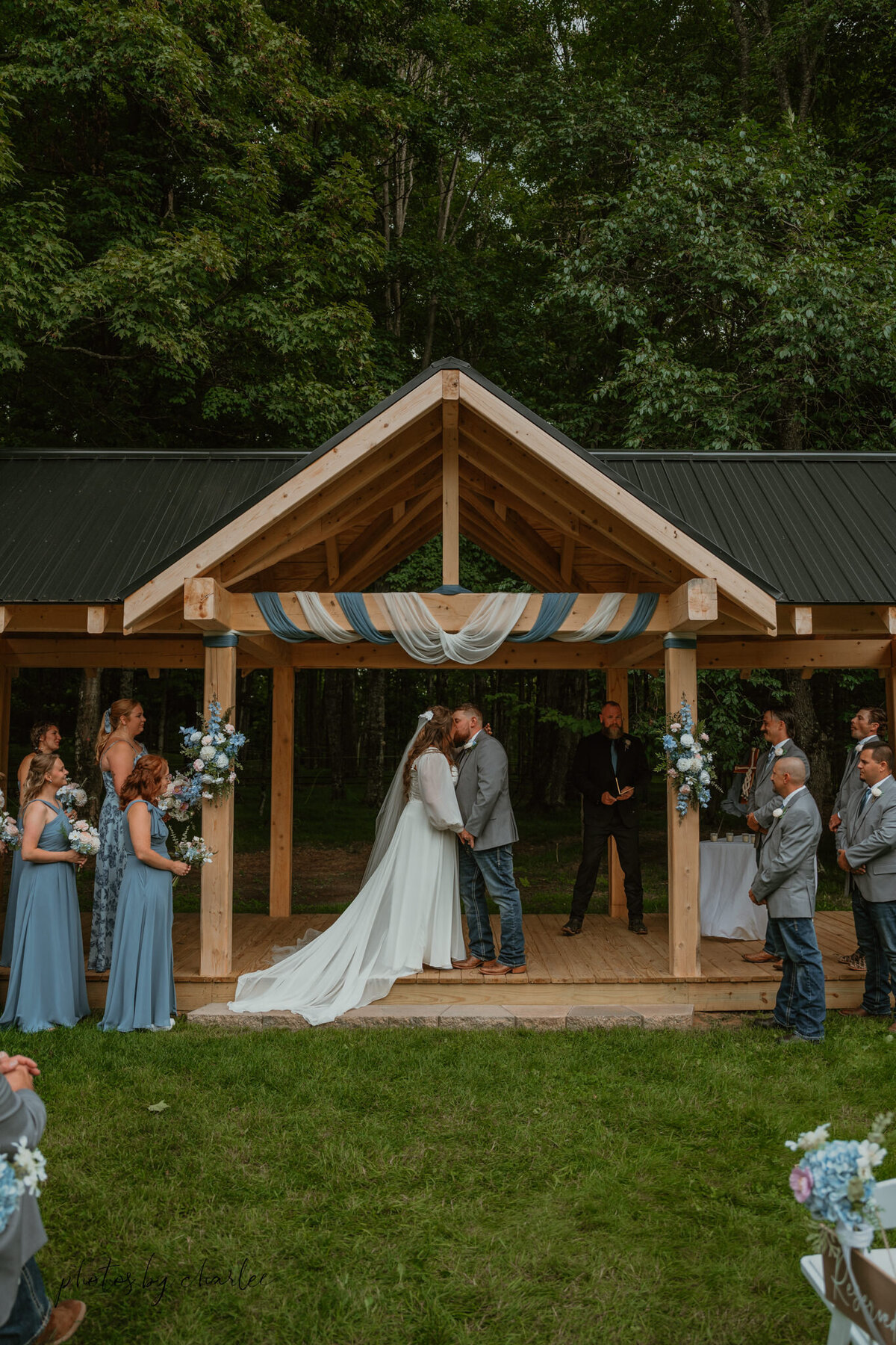 wedding venues upper peninsula-50