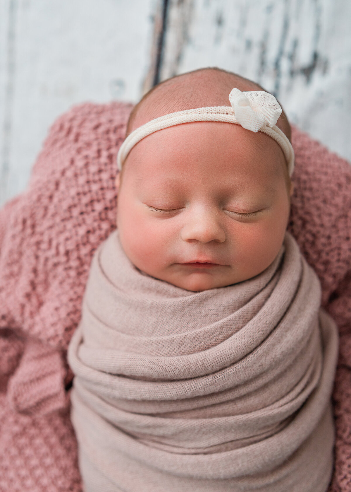 KelownaMaternityPhotographerkelowna-newborn-photographer-15