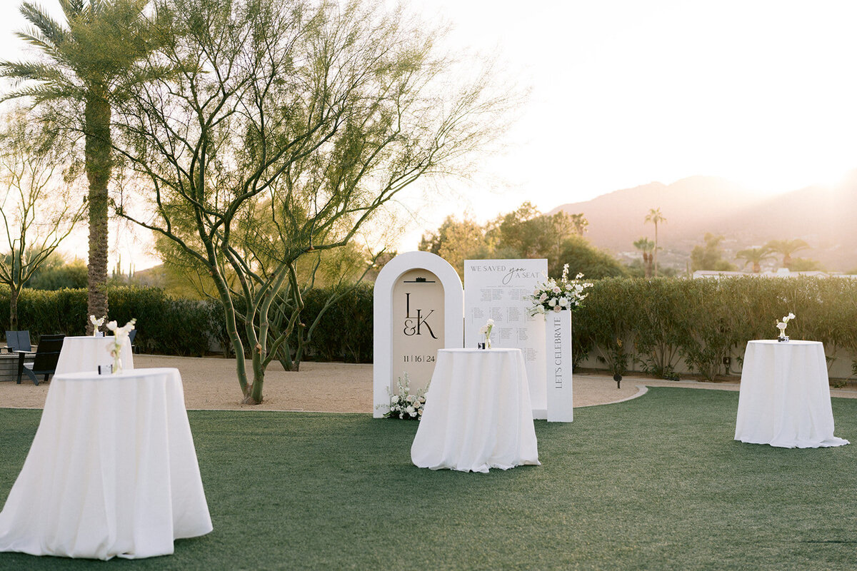 RachelSolomon_KarleeLiam_Vndr-181