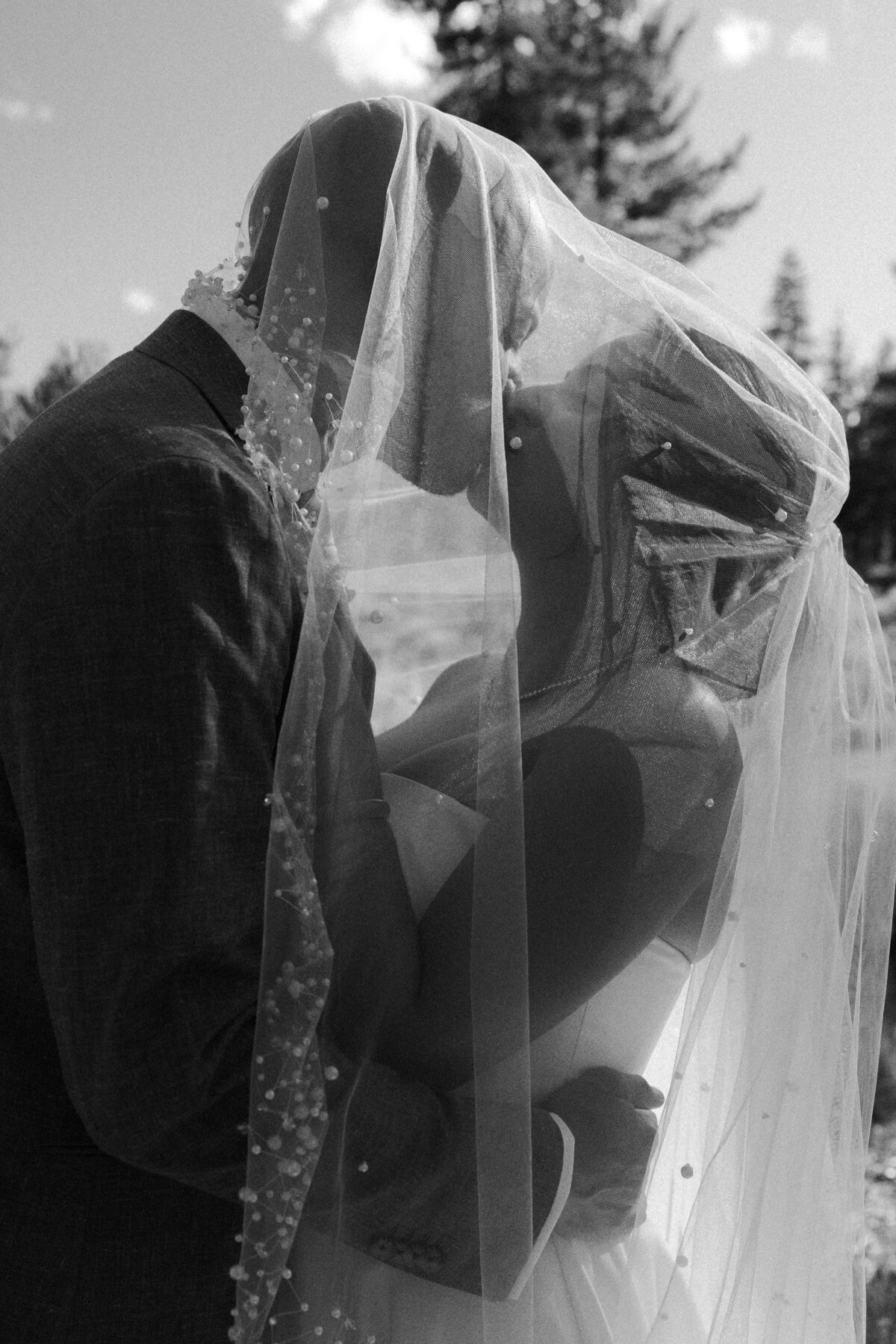Quentin + Madison Station House Inn South Lake Tahoe California Wedding _ Katherine Krakowski Photography -170