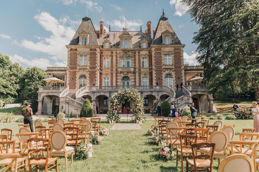 A beautiful French Chateau for your intimate Wedding