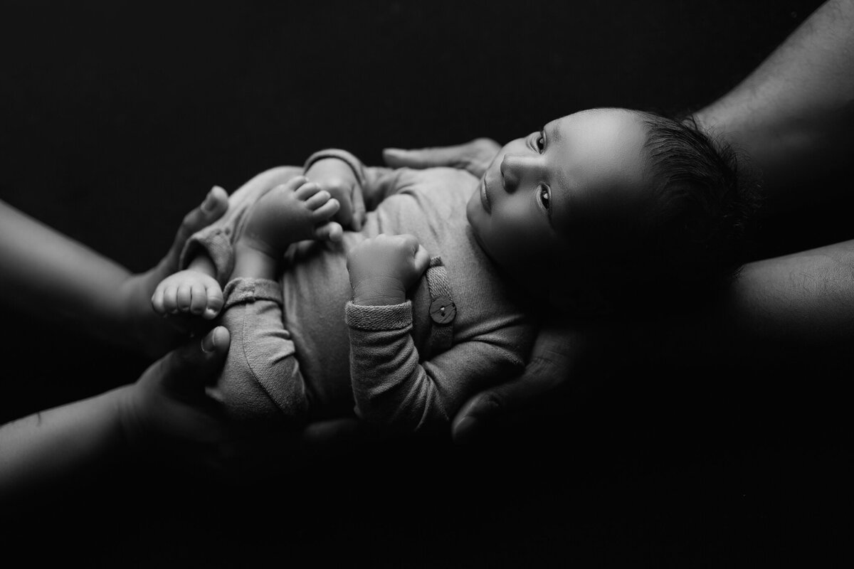 McDonough newborn photographer, Atlanta Newborn Photographer, Fayetteville newborn Photographer, Peachtree city newborn photographer, Hampton ga newborn photographer, marietta ga newborn photographer