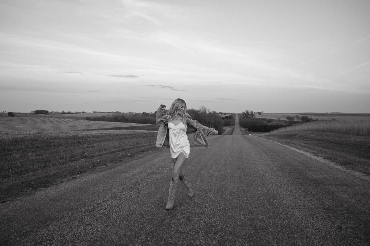 Lily Berget_B+W-43