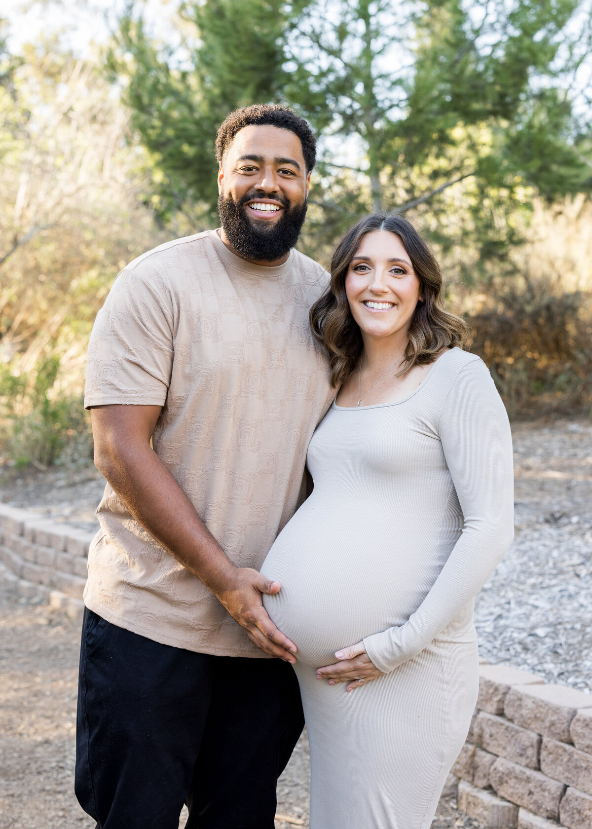 fall maternity photo
