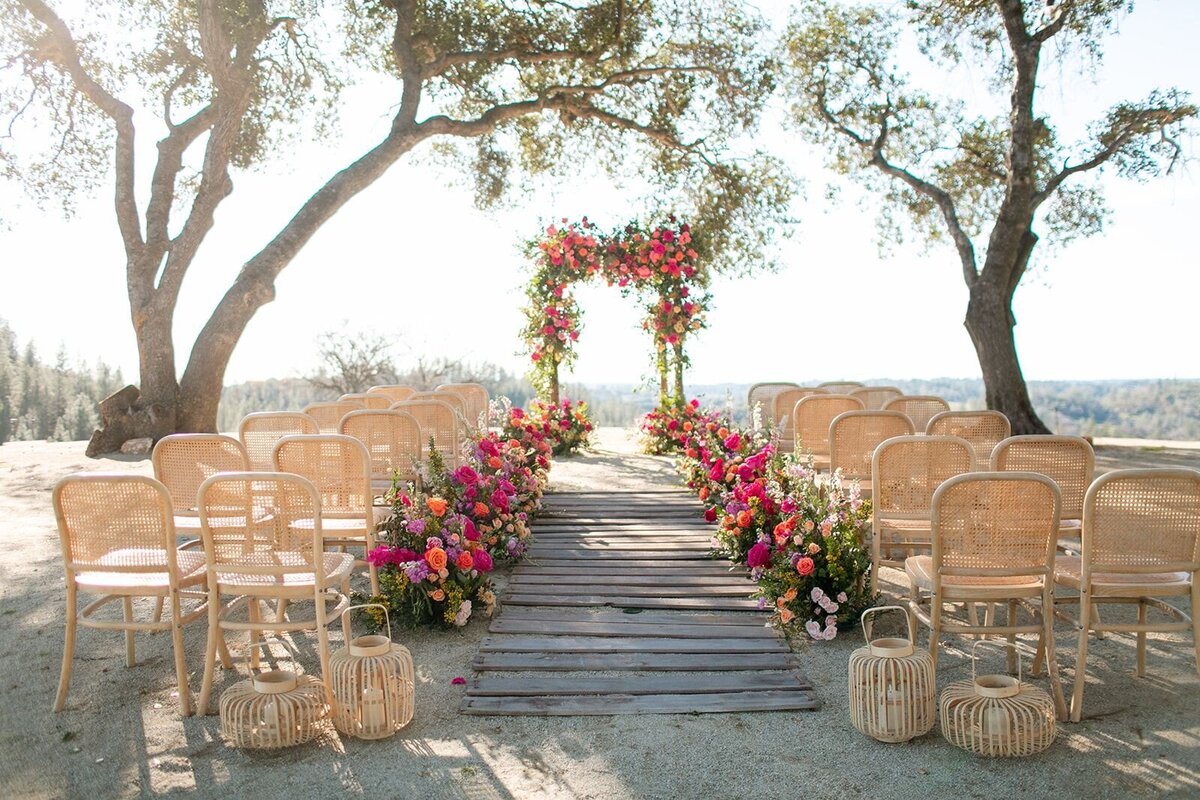 rattan-and-pink-ceremony