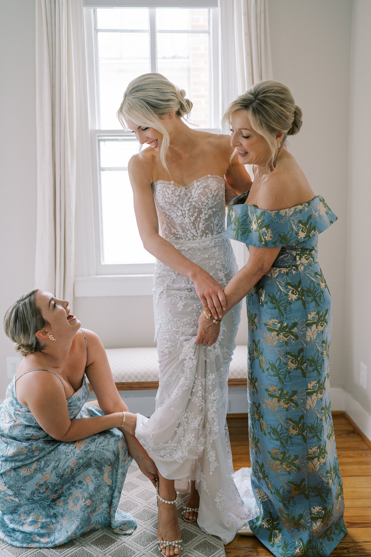 LindsayAndrewWedding5-17-24VickiGraftonPhotography-338