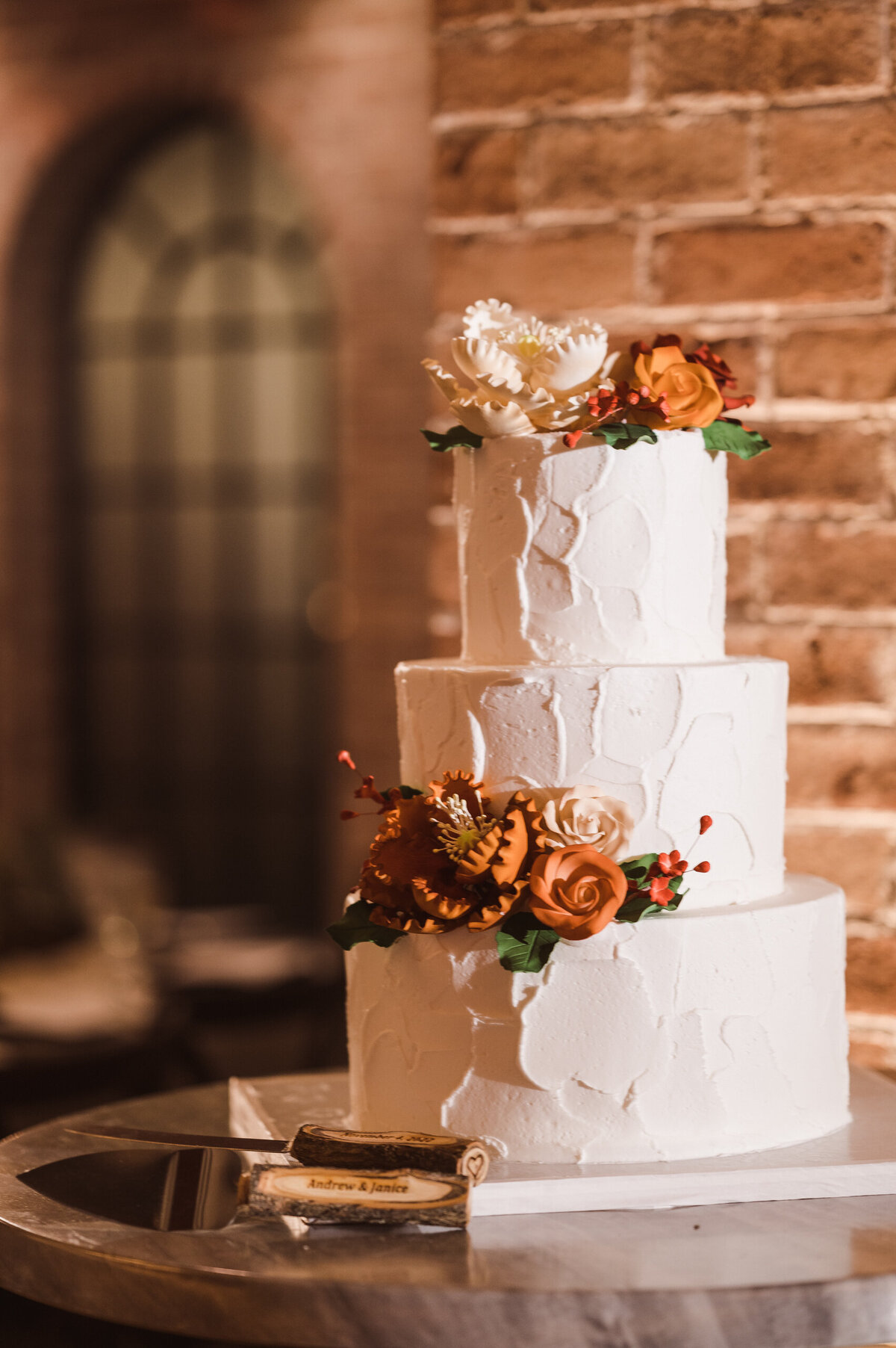whimsical-wedding-photographer-nj-by-suess-moments-at-the-perona-farms-refinery