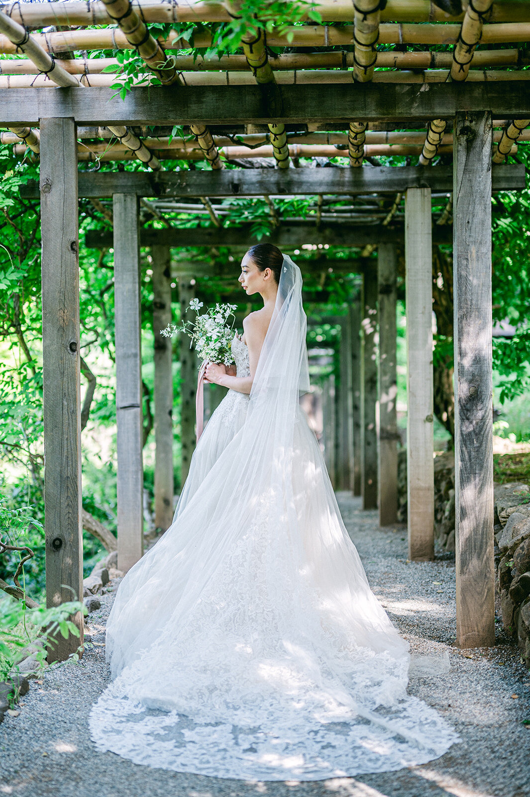 studio-dukesa-amy-huang-fine-art-destination-wedding-film-photography-showit-design-partner-hakone-139
