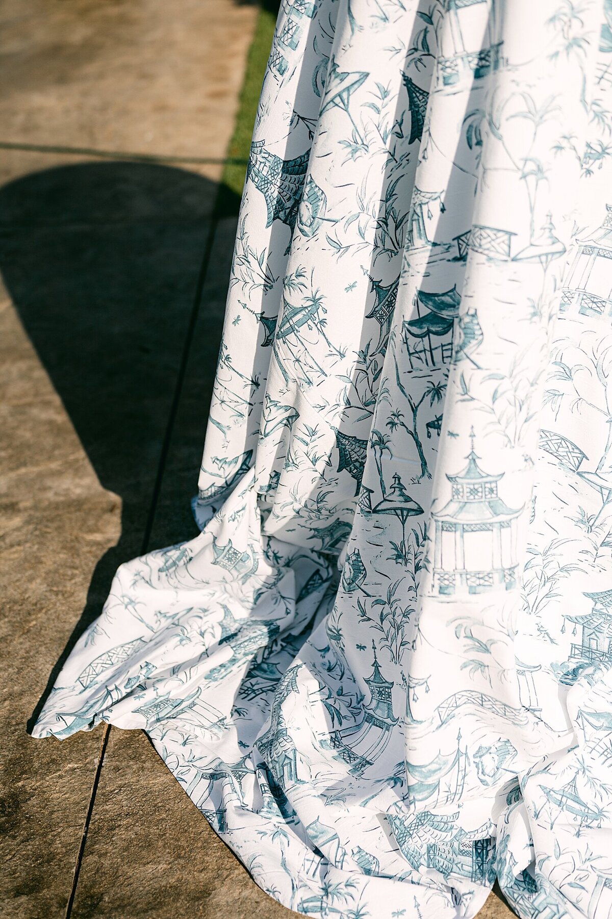 AlexisLunsfordElegantweddingfeaturedonStyleMePretty_0041