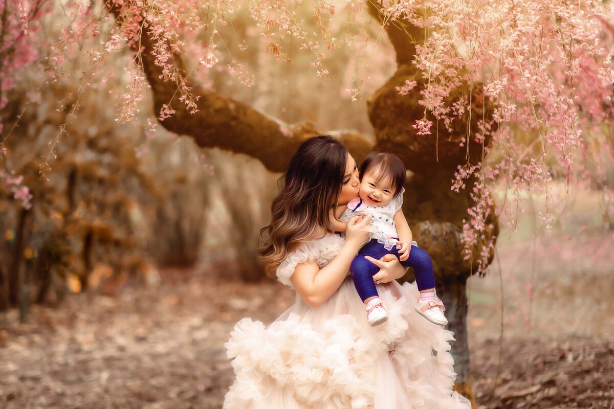 Seattle Cherry Blossom Maternity Session