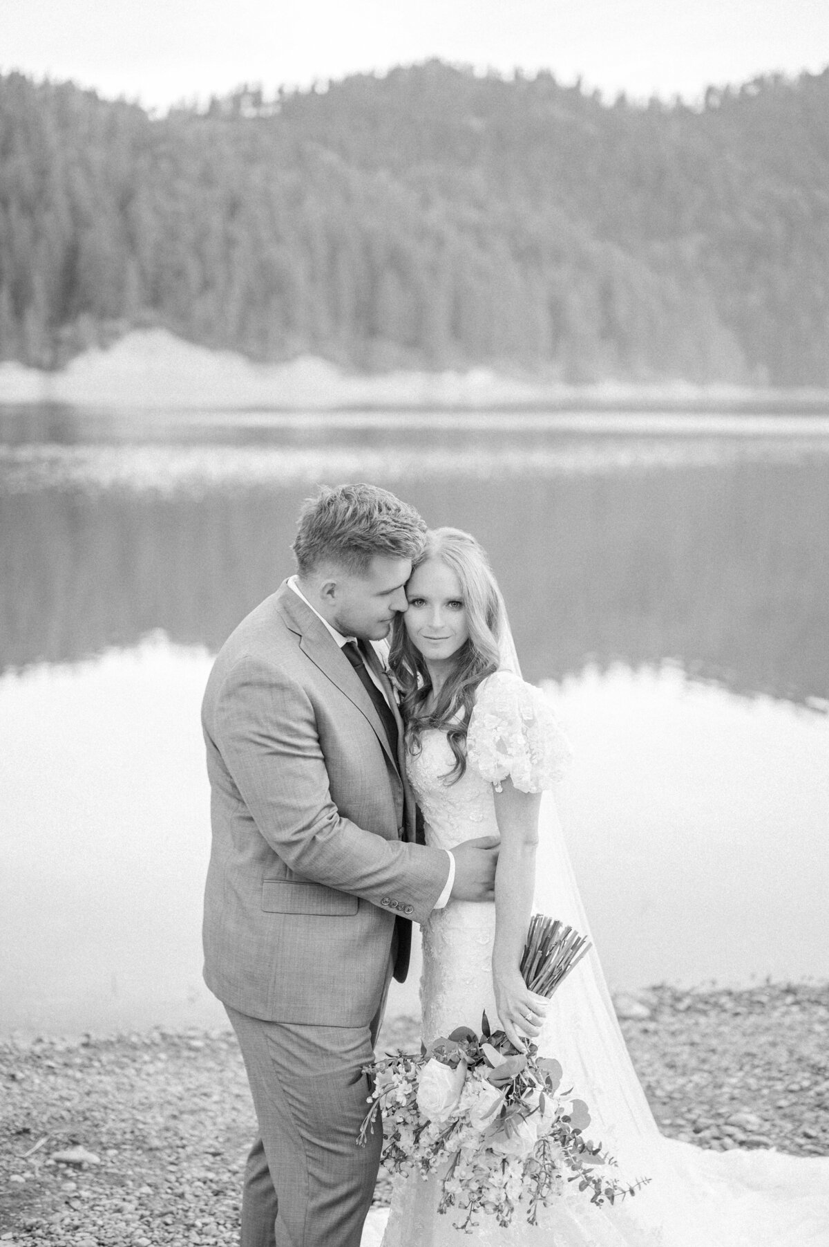 Jamie & Jaxon Bridal (226 of 310)
