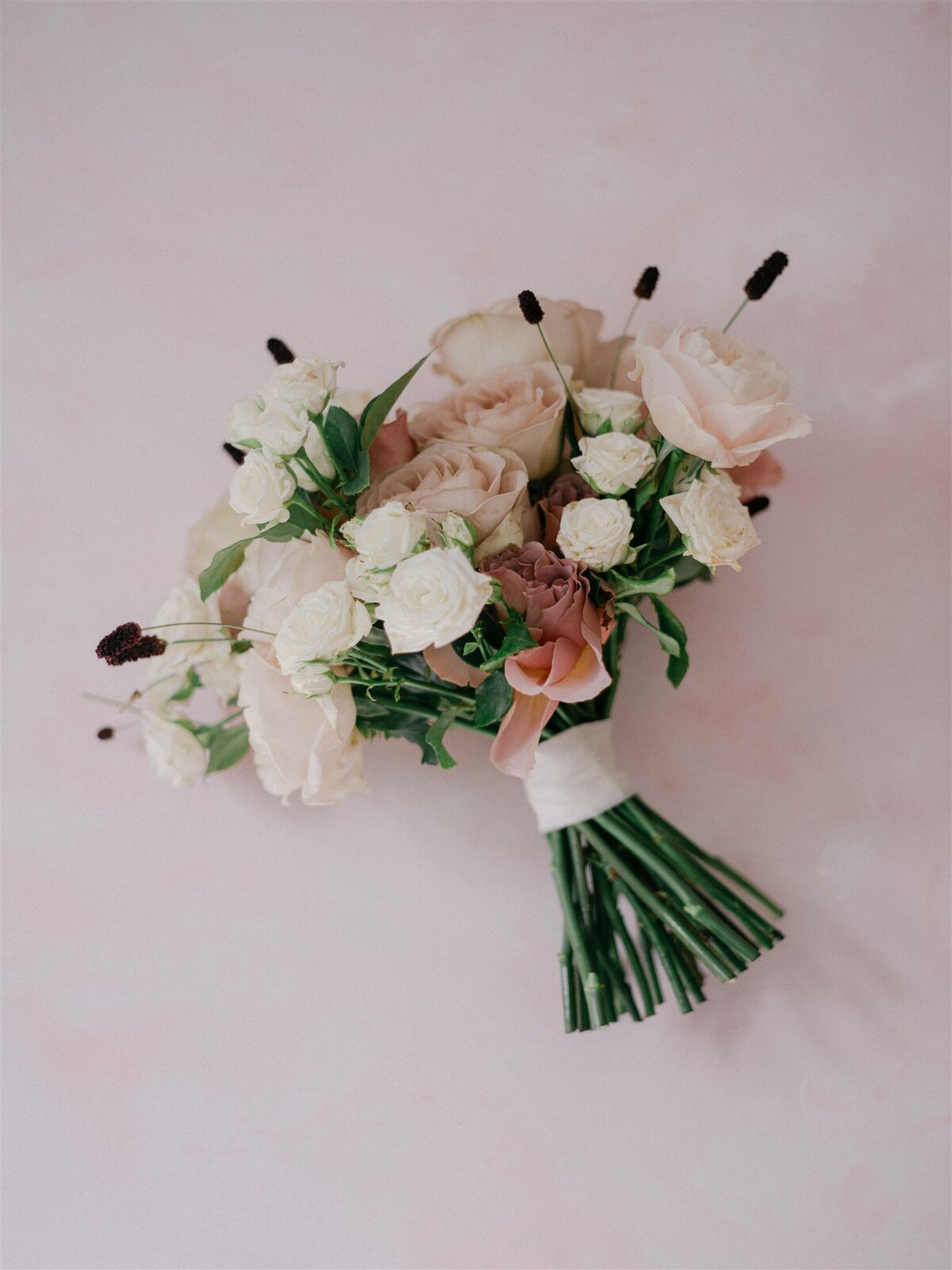 MadelineGeorge_Preperation_0217_Wizz & Wild Wedding Florals