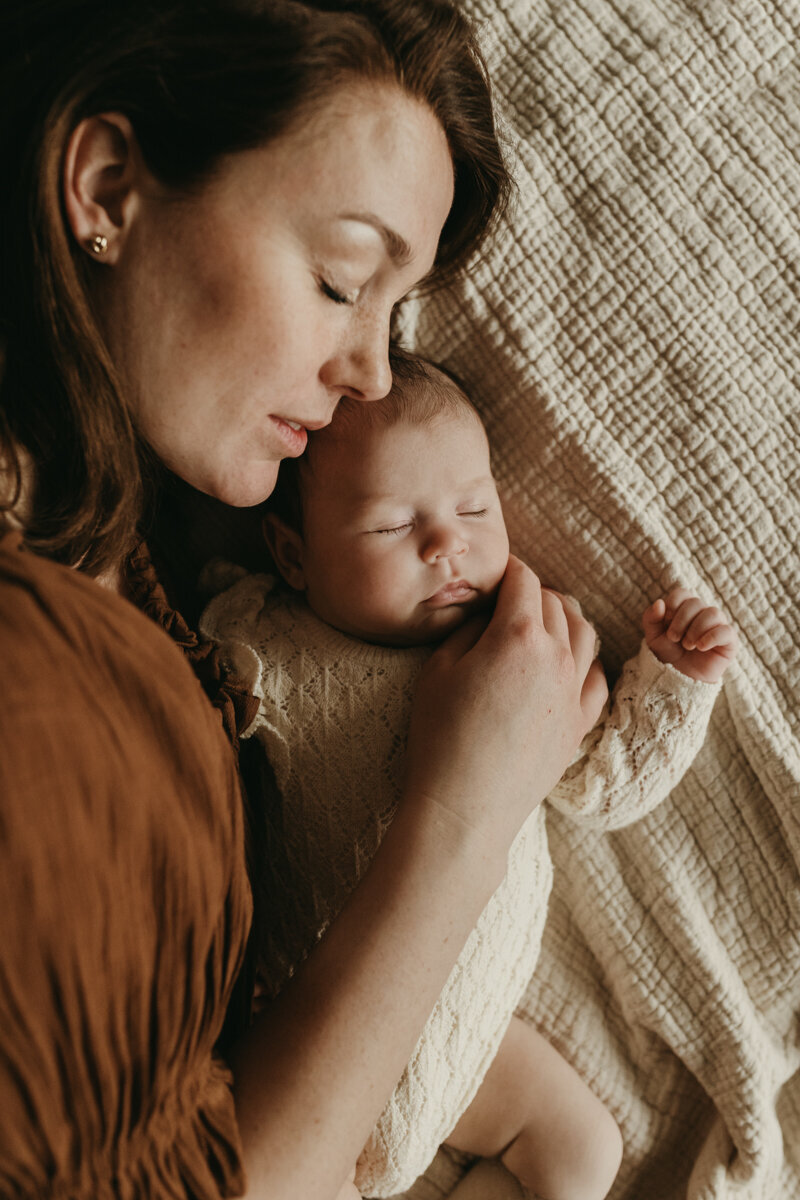 newborn-fotograaf-newborn-fotoshoot-nijmegen-blinkend-beeld-30