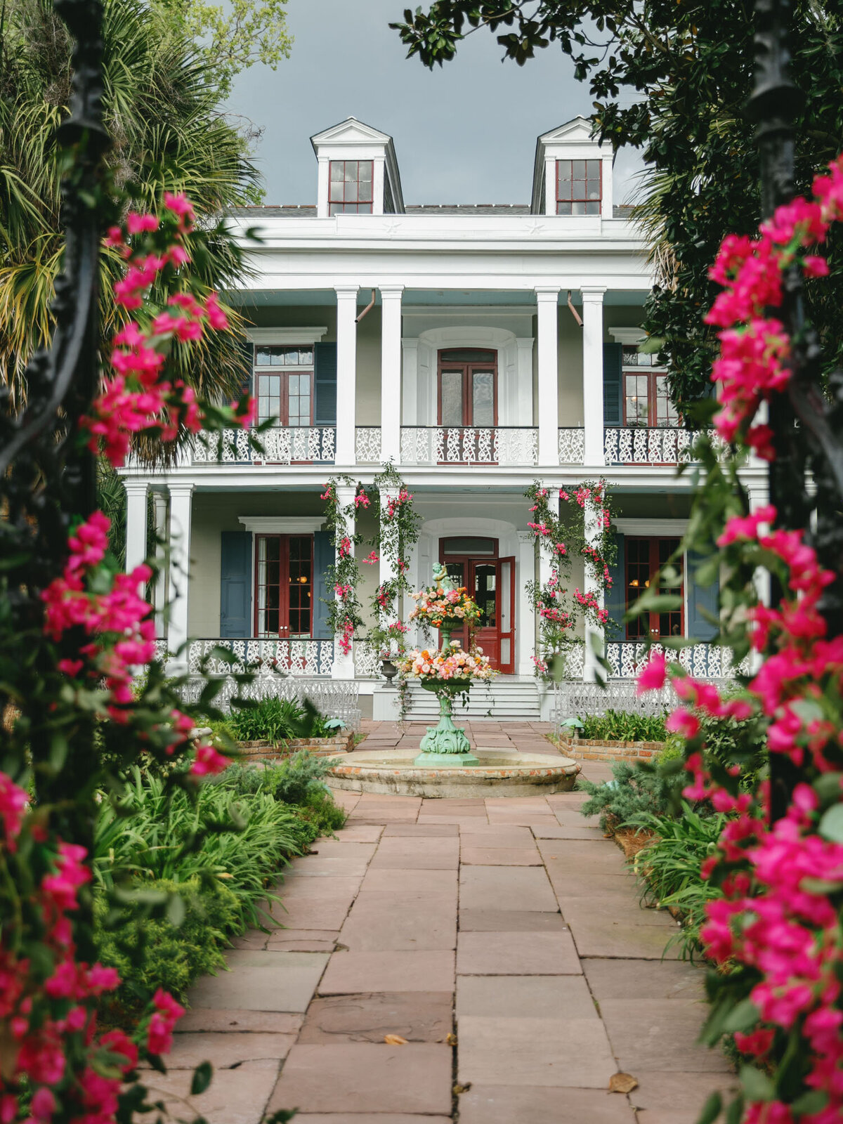 Stephanie and Jacob's colorful Derbes Mansion Wedding