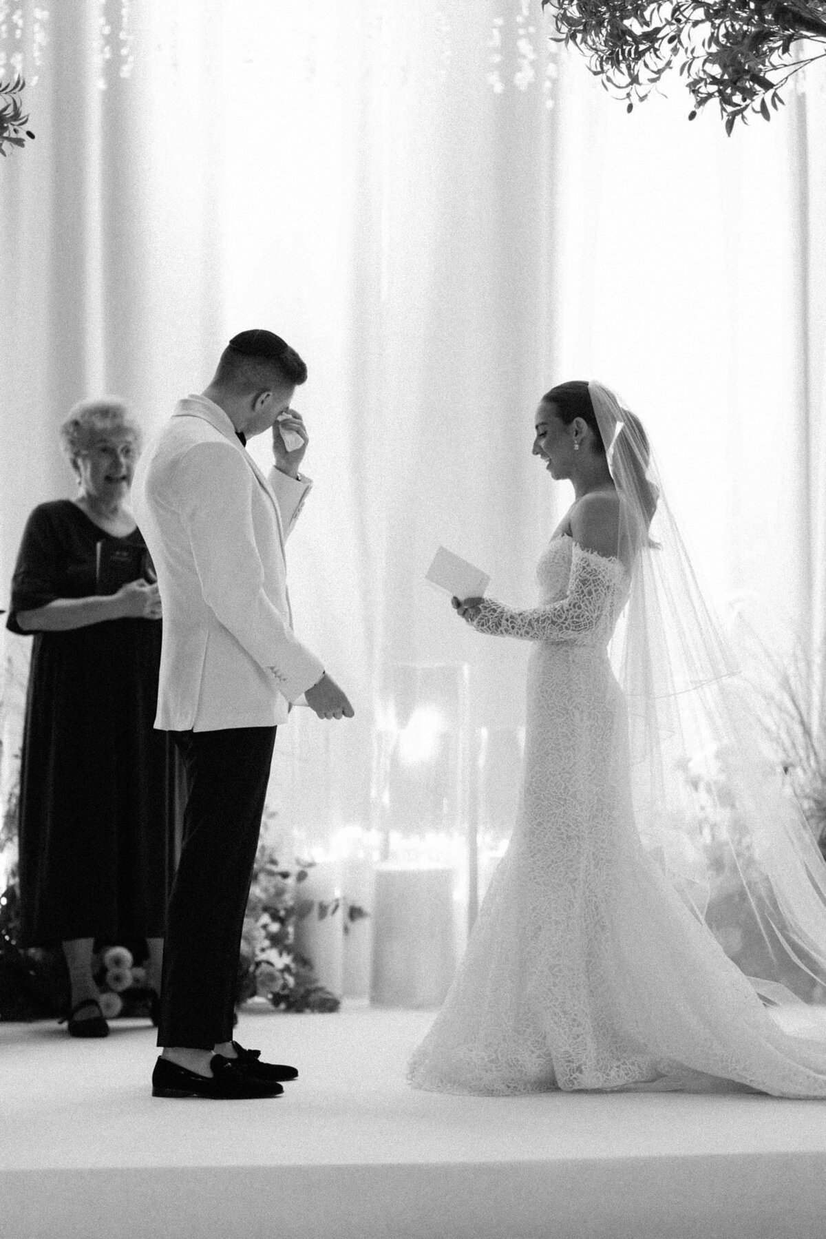 515-Four-Seasons-Toronto-Canada-Bailey-Cody-Wedding-35