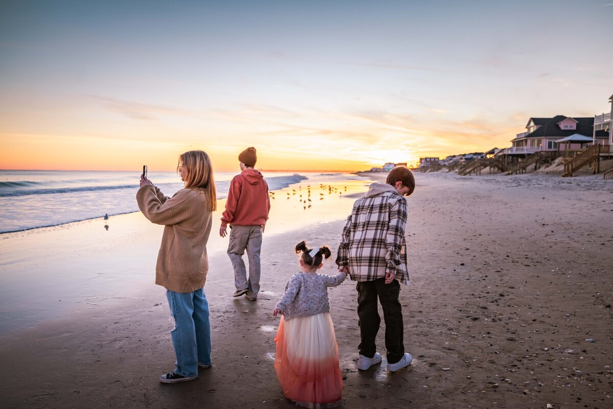 Raleigh-Family-Photographer-beach-4165