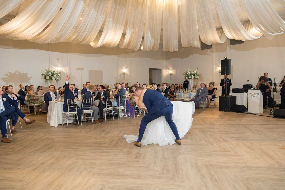 SouthJerseyWeddingPhotographer_RenaultWInery_75