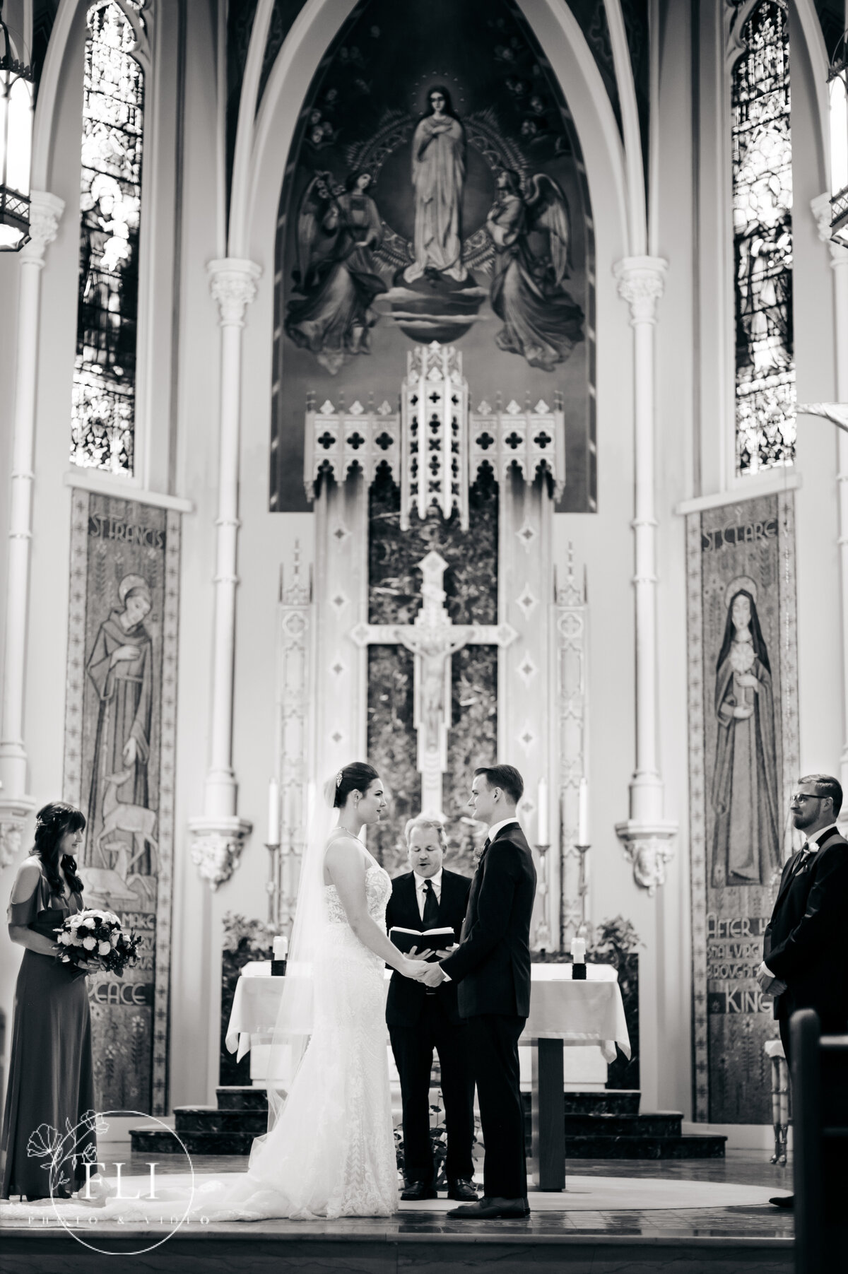 st clare chapel cincinnati wedding venue  photographer videographer 